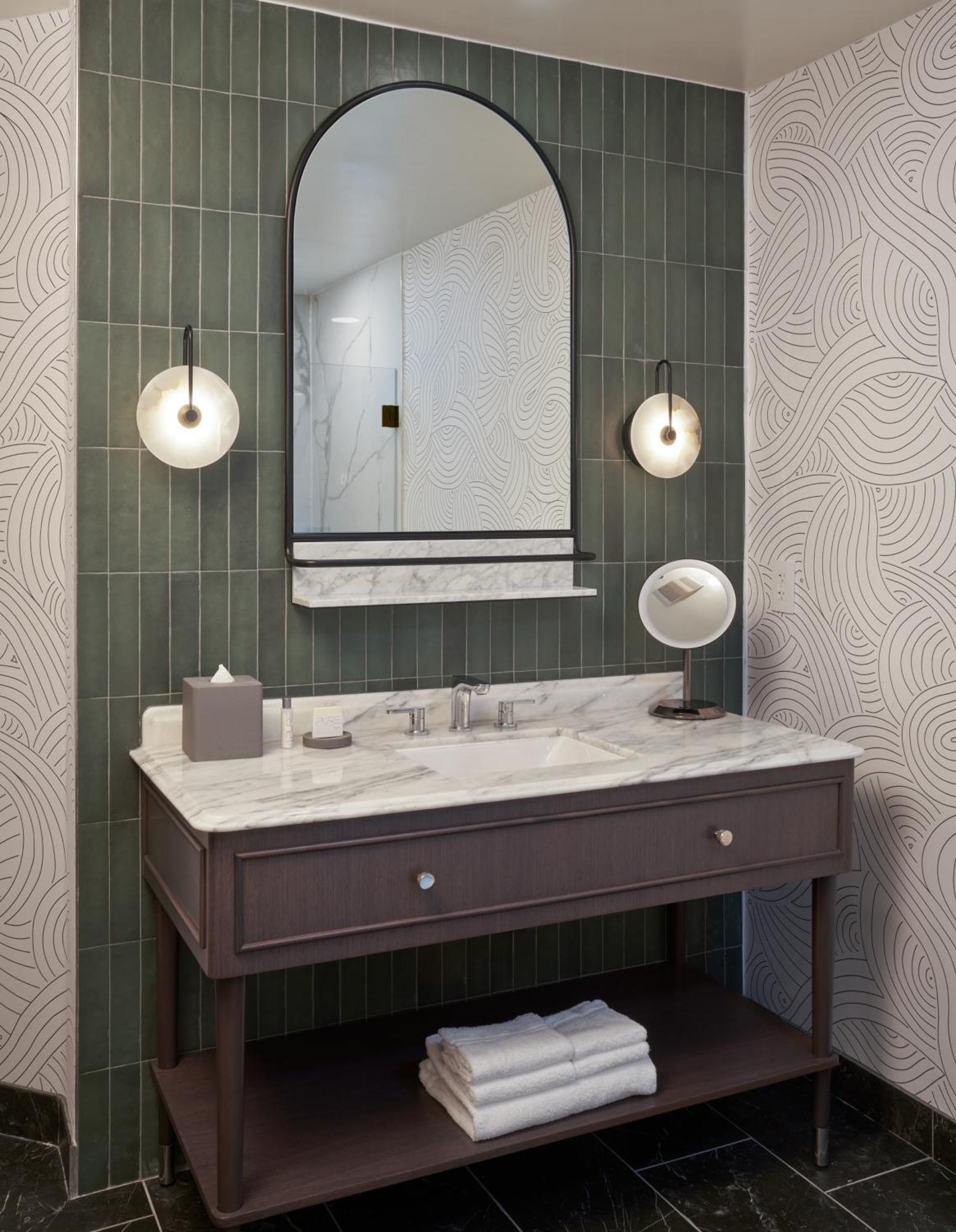 Vesper, Houston, A Tribute Portfolio 3*