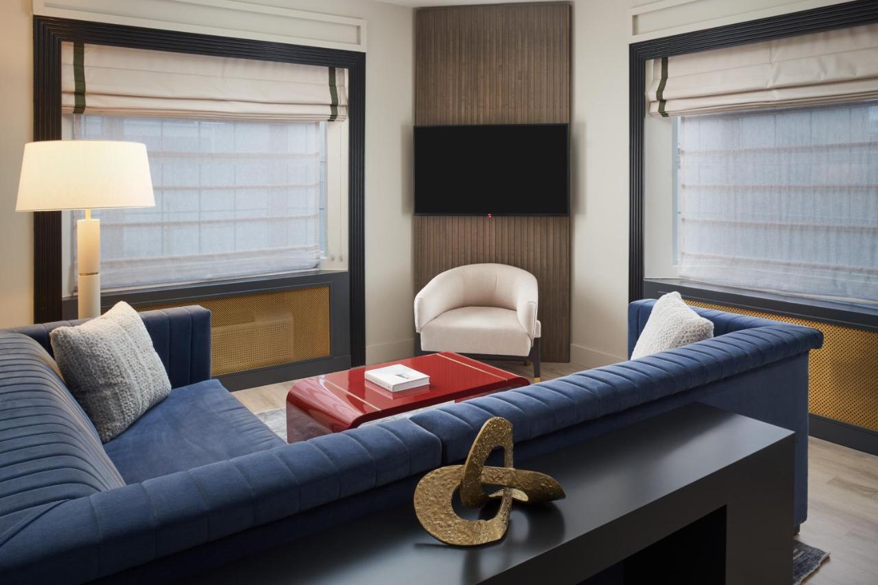 Vesper, Houston, A Tribute Portfolio 3*